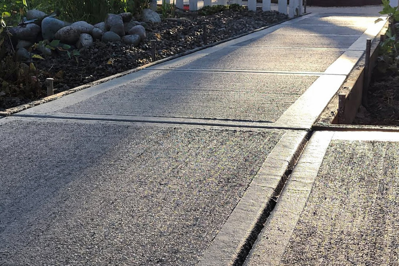 Concrete sidewalk building