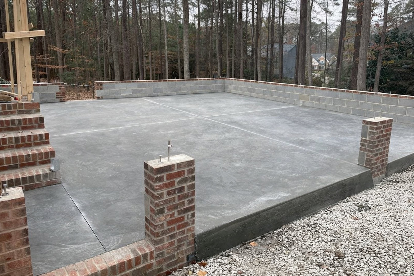 Slab foundation building